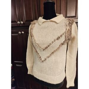 VINTAGE AMILANO Sweater with fur accents 80s Sz M